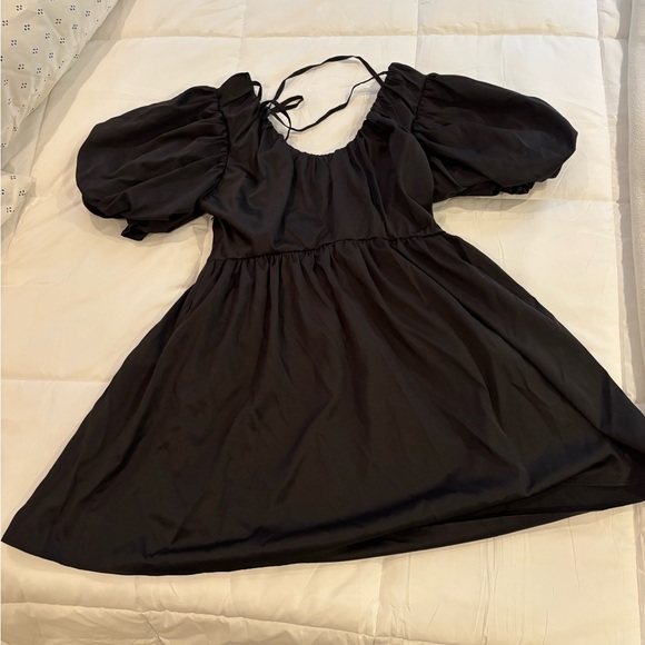 Raines Dress in Motion - Picture 2 of 4